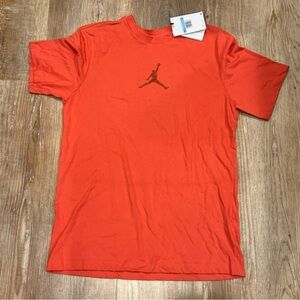 Nike Air Jordan Men’s T-Shirt JUMPMAN LOGO Dri-Fit Tee Red Crew Neck S/S Size M